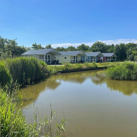Luxe Lodge Zeehoeve Harlingen Buitenkant foto