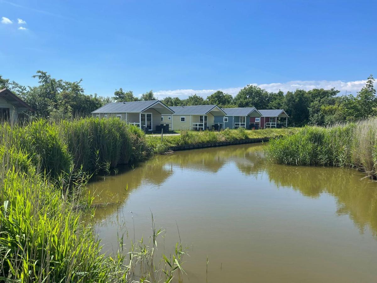 Luxe Lodge Zeehoeve Harlingen Buitenkant foto